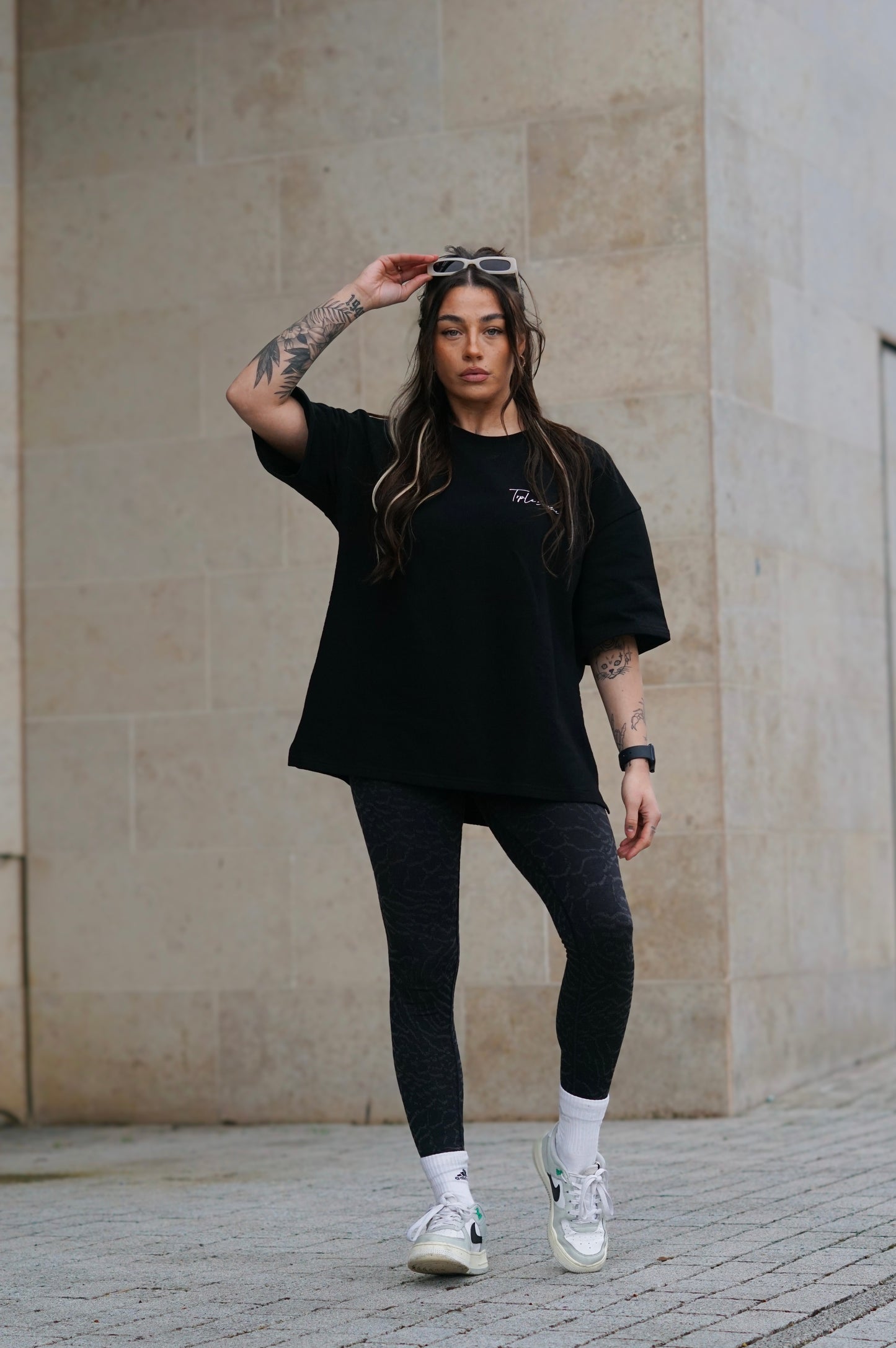 WOMENS STATEMENT BOX TEE